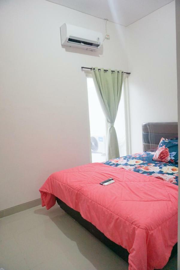 Surabaya Homey near Juanda Airport Syariah Sedati Luaran gambar
